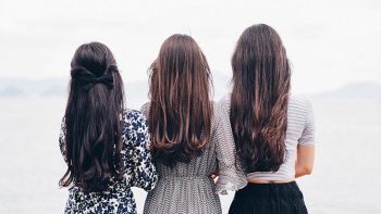 Ayın makalesi yayında! SAÇ, BEDEN BÜTÜNLÜĞÜMÜZÜN BİR PARÇASI MIDIR? KİMLİĞİMİZİN GÖRÜNEN YÜZÜ MÜDÜR?